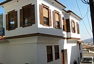 İzmir ahşap kepenk